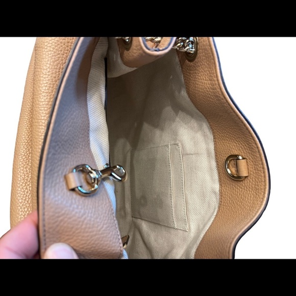 Authentic Gucci Soho Beige Leather Chain Shoulder Bag - Picture 5 of 12
